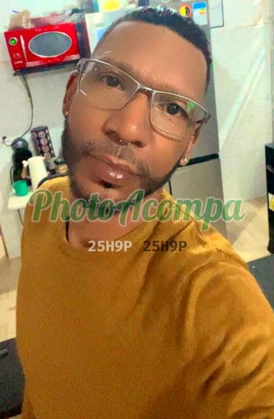 Acompanhante masculino em São Paulo com beijo grego (4) — Marcos