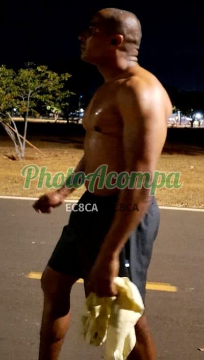 Acompanhante masculino em Maringá — beijo grego, foto 6 de Marcos