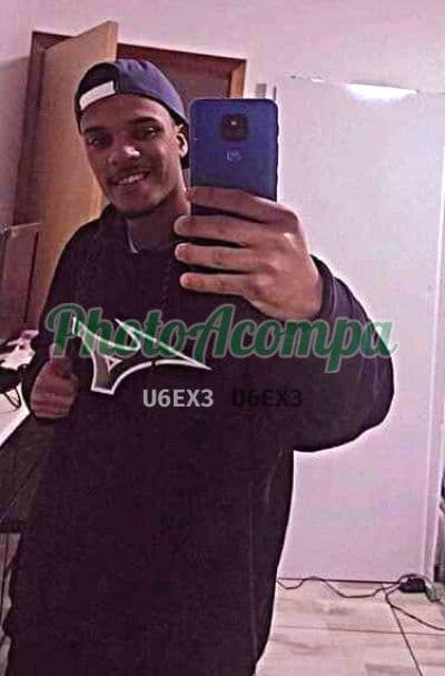 Acompanhante masculino em São Paulo com beijo na boca (4) — Mateus