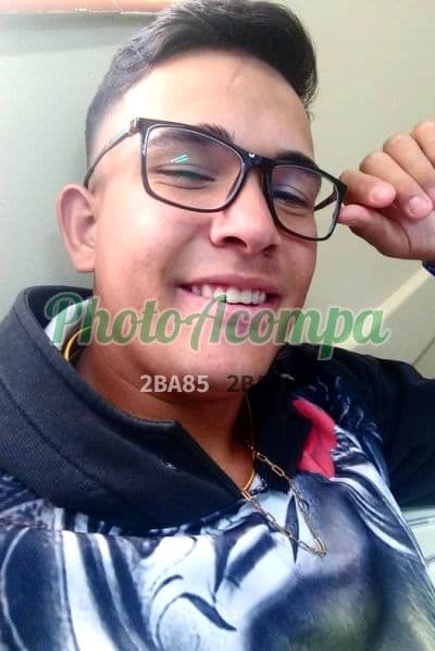 Acompanhante masculino em Ribeirão Preto com beijo na boca (2) — Matheus