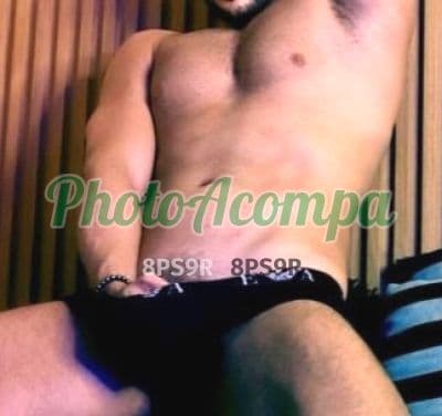 Acompanhante masculino em Campo Grande com beijo na boca (2) — Matheus