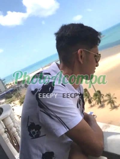 Acompanhante masculino em Manaus — beijo na boca, foto 4 de Maurício