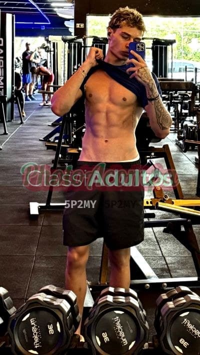 Acompanhante masculino imagem do anúncio em São Paulo — Meneses