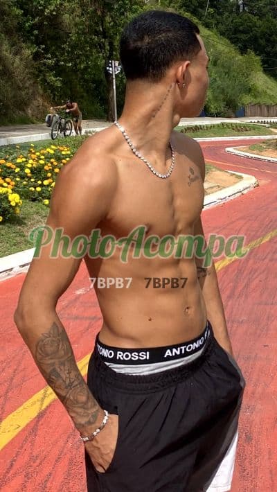 Foto 2: Acompanhante masculino em Rio de Janeiro — beijo na boca, Miguel