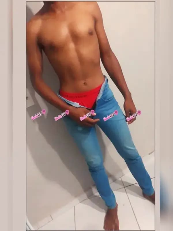 Acompanhante masculino alto em Juazeiro, foto de perfil