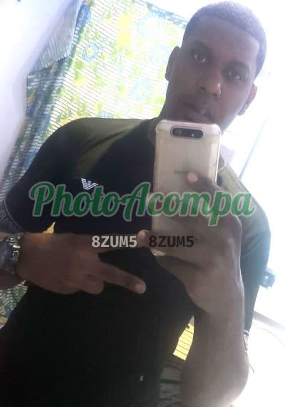 Acompanhante masculino em Paranaguá — beijo na boca, foto 4 de Negro Top
