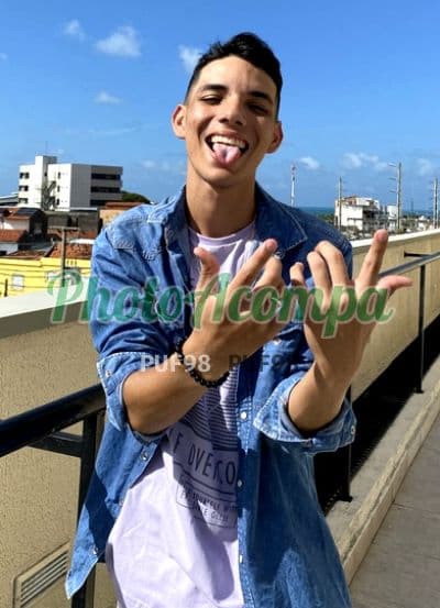 Acompanhante masculino em Fortaleza com beijo grego (4) — Nicolás