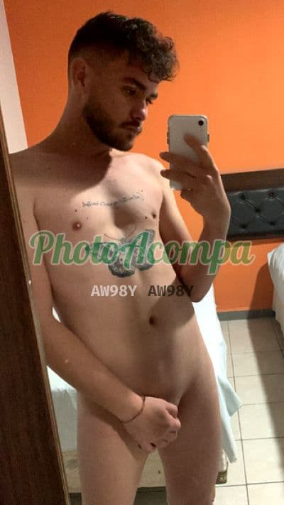 Acompanhante masculino em Recife com beijo na boca (4) — Nil