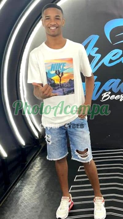 Acompanhante masculino foto verificada em Rio de Janeiro (3) — Novinho