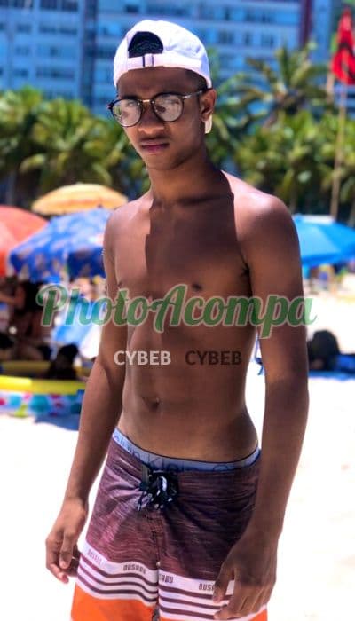 Acompanhante masculino foto sem retoque em Rio de Janeiro, foto 5 de Novinho