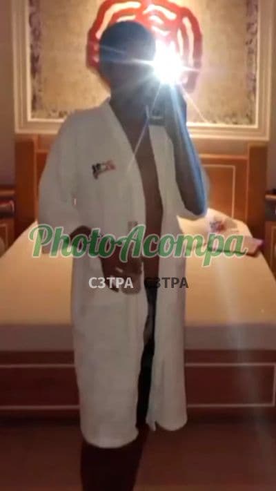 Acompanhante masculino em São Paulo com beijo grego (2) — Oliver