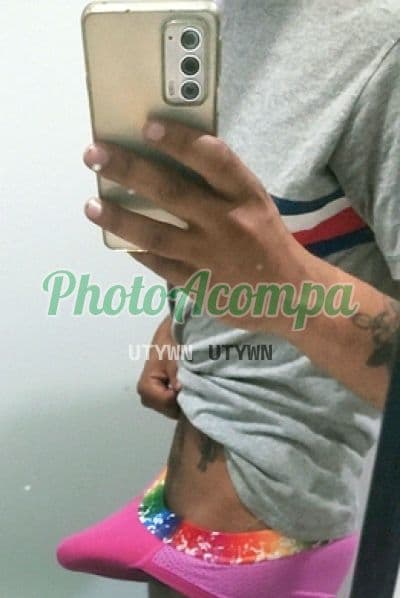 Acompanhante masculino em Jundiaí com beijo grego (4) — Oliver