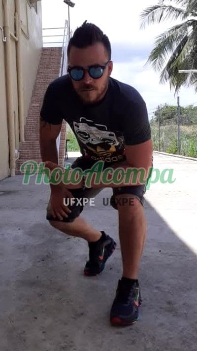 Acompanhante masculino em Campinas — beijo na boca, foto 4 de Owen