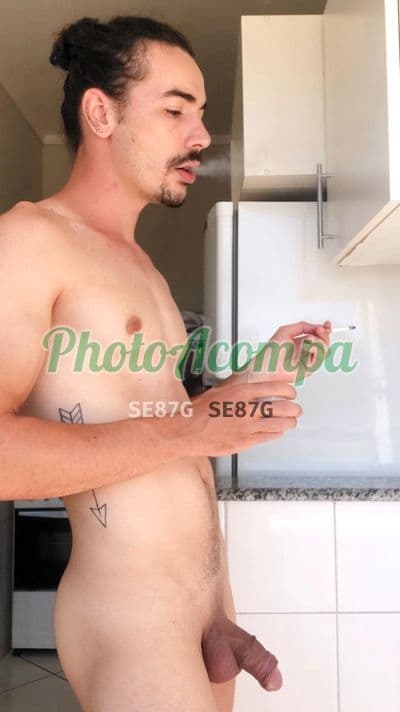 Acompanhante masculino em Americana com beijo na boca (4) — Pablo