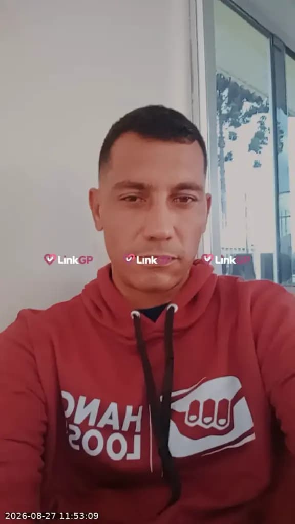 Acompanhante masculino alto em Palmas, foto de perfil