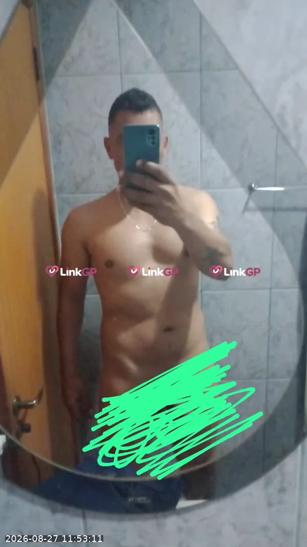 Acompanhante masculino em Palmas com beijo na boca (6) — Patrick