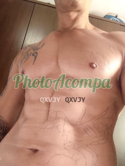 Acompanhante masculino em Campinas com beijo grego (4) — Patrick