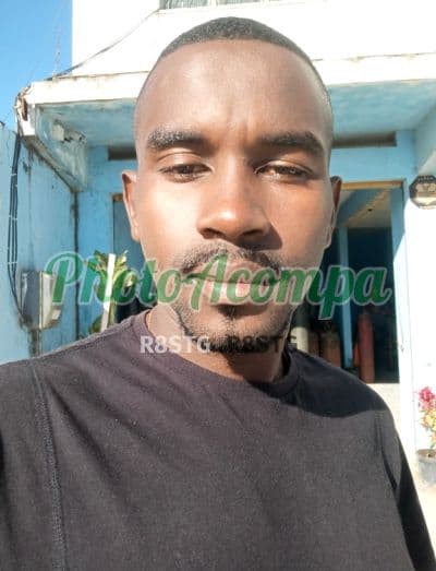 Foto 4: Acompanhante masculino em Niterói — beijo na boca, Pedro