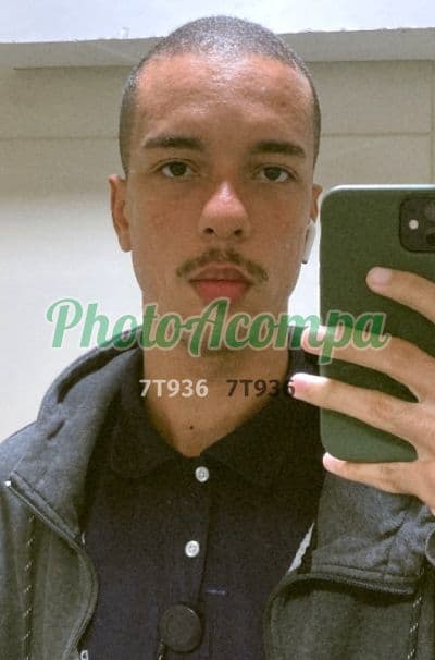 Acompanhante masculino em Rio de Janeiro — beijo na boca, foto 2 de Pedro