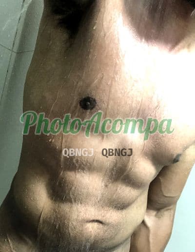 Acompanhante masculino em Rio de Janeiro com beijo na boca (2) — Pestana