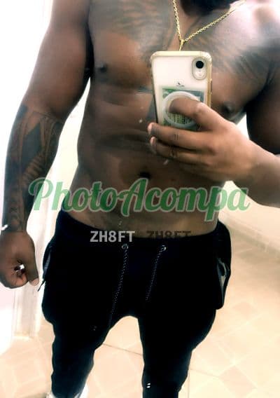 Acompanhante masculino foto real em Florianópolis (2) — Pretinho