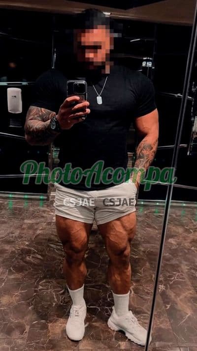 Acompanhante masculino em São Paulo com beijo grego (4) — Rafael