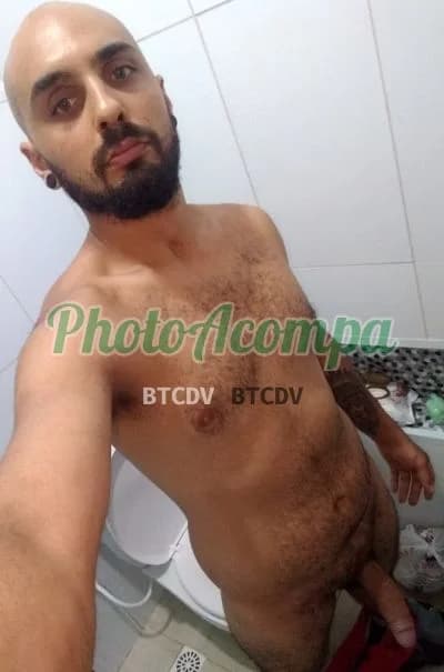 Acompanhante masculino em Piedade com beijo grego (2) — Raphael