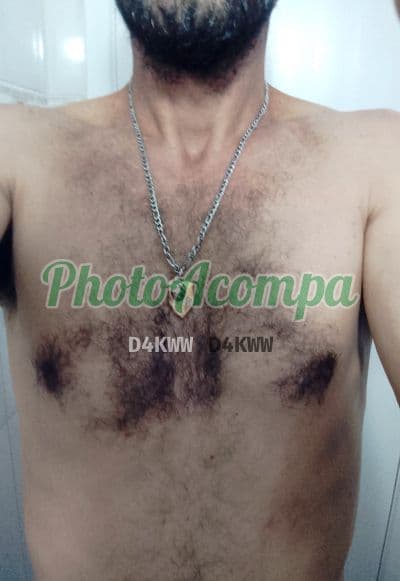 Acompanhante masculino em Nova Friburgo com beijo na boca (2) — Renan
