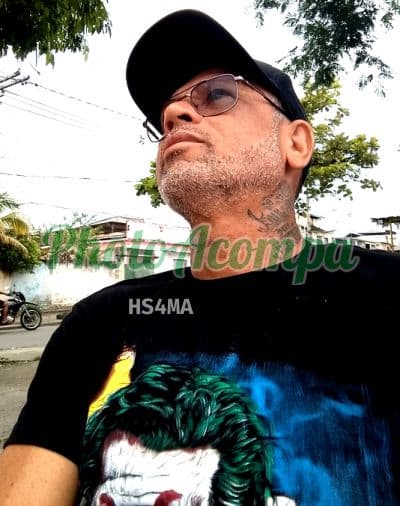 Acompanhante masculino em Rio de Janeiro com beijo na boca (4) — Renato San