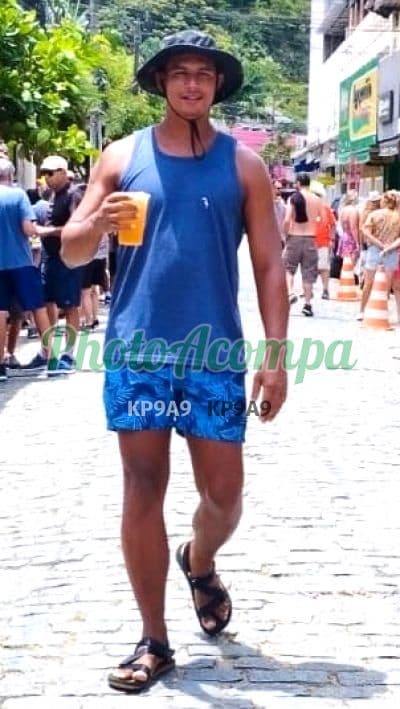 Acompanhante masculino em Rio de Janeiro com beijo grego (4) — Ribeiro