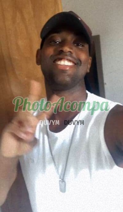 Acompanhante masculino em Nova Iguaçu — beijo na boca, foto 4 de Ricardo