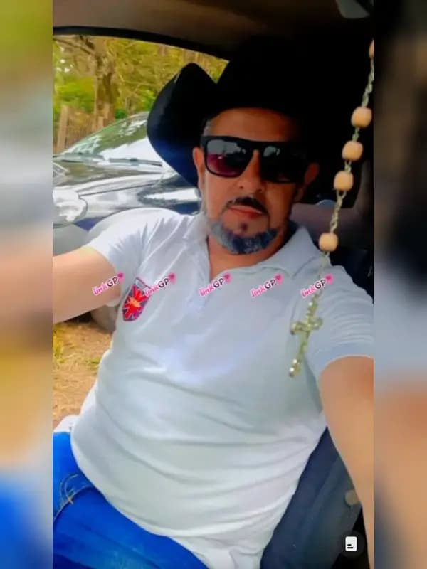 Acompanhante masculino olhos castanhos em Patrocínio Paulista, foto 3 de Ricardo