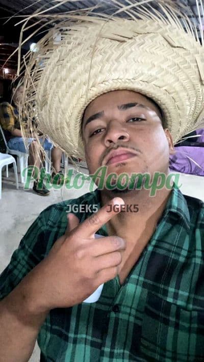 Foto 2: Acompanhante masculino em Angra dos Reis — beijo na boca, Richard