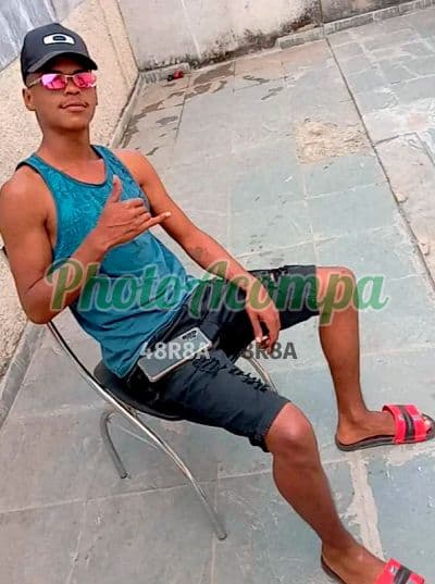 Acompanhante masculino em Mogi das Cruzes com beijo grego (2) — Rodrigo