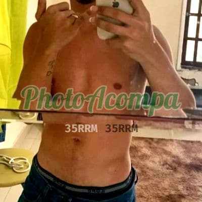 Acompanhante masculino em Niterói com beijo grego (2) — Rodrigo