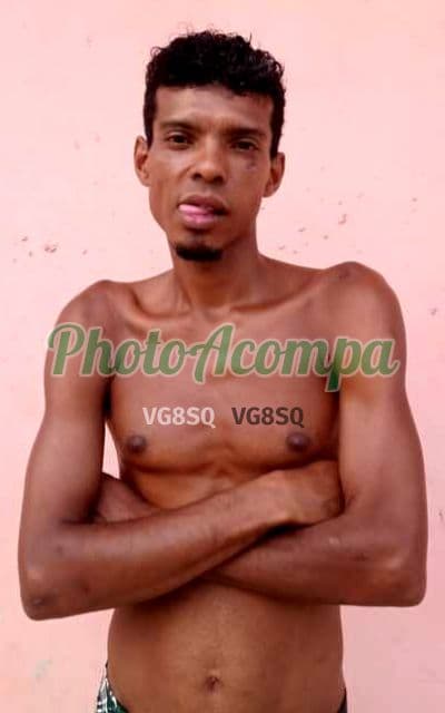 Foto 2: Acompanhante masculino em Rio das Ostras — beijo grego, Ruan