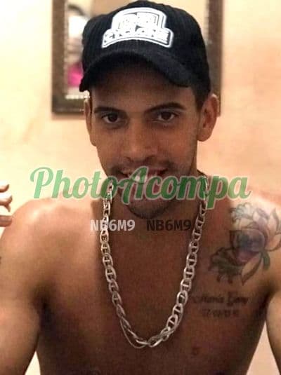 Foto 2: Acompanhante masculino em Jaboatão dos Guararapes — beijo grego, Senna
