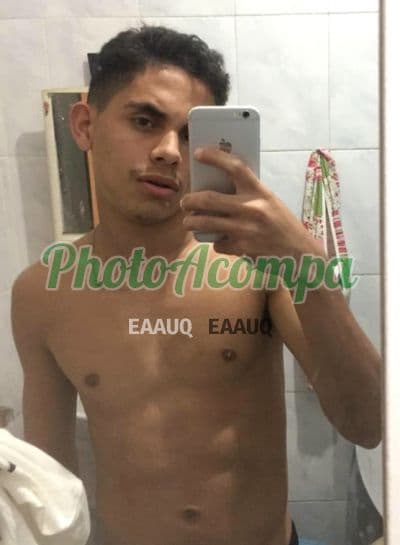 Acompanhante masculino em Rio de Janeiro com beijo na boca (2) — Thalis