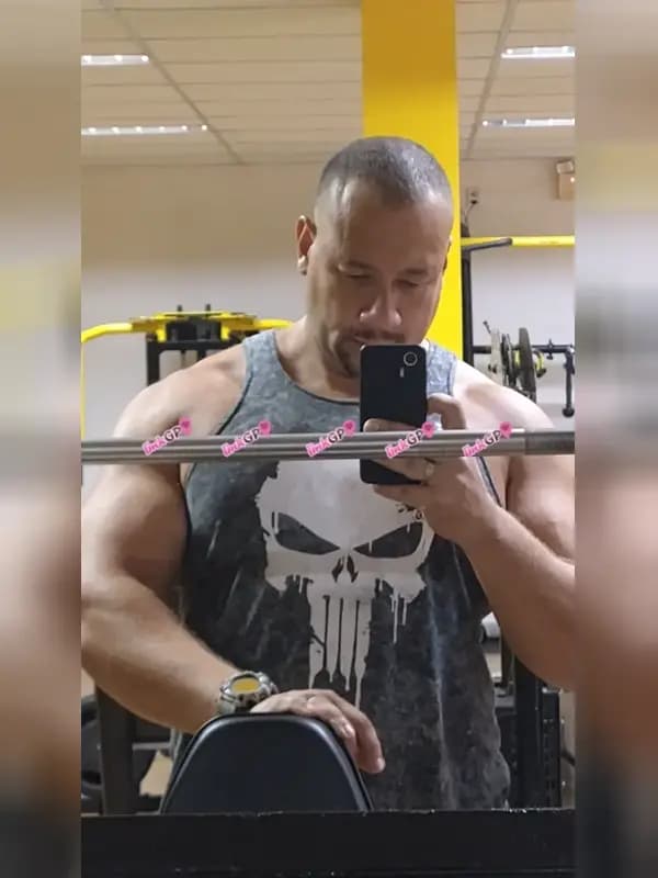 Acompanhante masculino imagem do anúncio em Brasil, foto de perfil