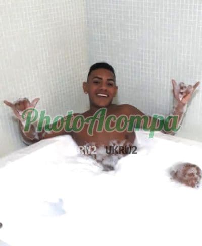 Acompanhante masculino em Fortaleza — beijo grego, foto 2 de Viito