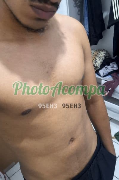 Acompanhante masculino em Embu das Artes — beijo na boca, foto 2 de Vítor