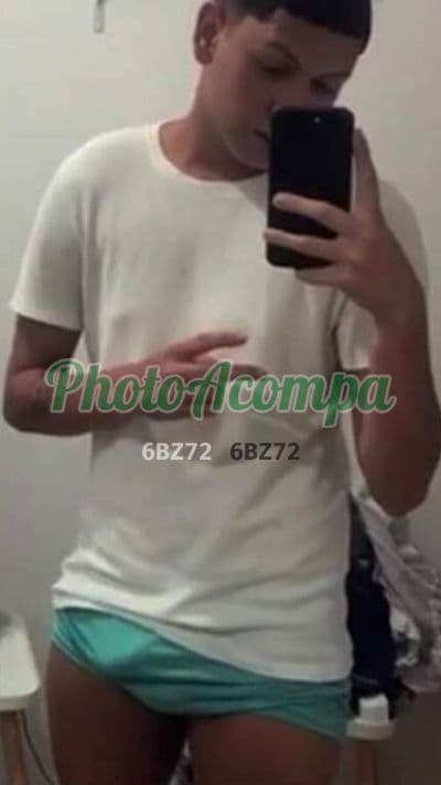 Acompanhante masculino em Rio de Janeiro com beijo grego (2) — Vyctor