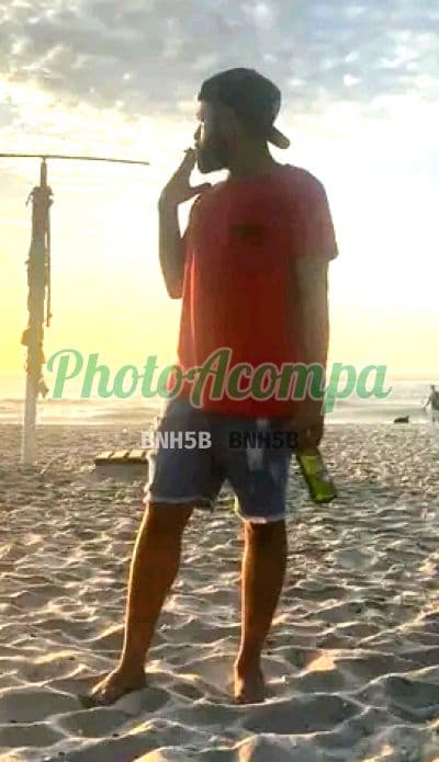 Acompanhante masculino em Rio de Janeiro com beijo grego (2) — William