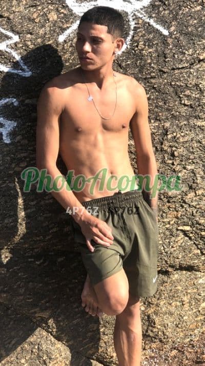 Acompanhante masculino em São Gonçalo — beijo na boca, foto 6 de Wl