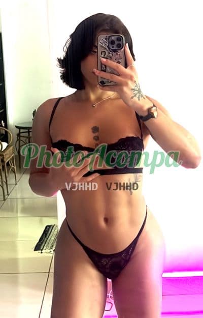 Travesti acompanhante em São Paulo — oral sem camisinha, foto 4 de Alice