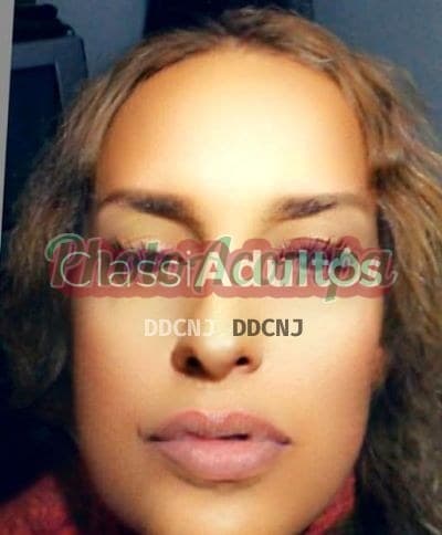 Andressa — travesti em Colombo