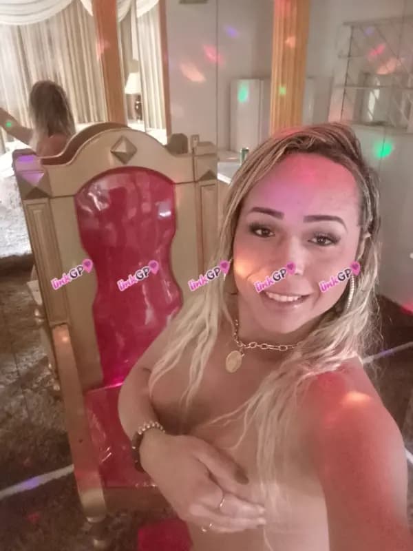 Travesti acompanhante em Cabo Frio — beijo grego, foto 8 de Andrezza