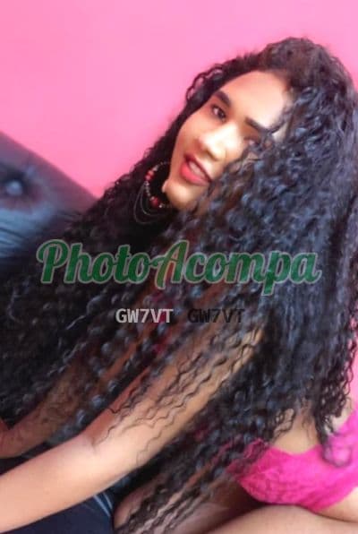 Travesti acompanhante em Curitiba — beijo na boca, foto 2 de Aurora