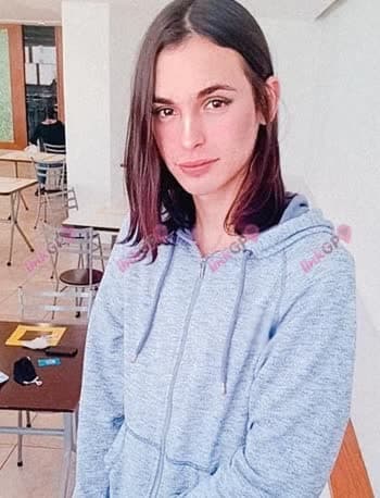Travesti acompanhante apertadinha em São Paulo — Beatriz
