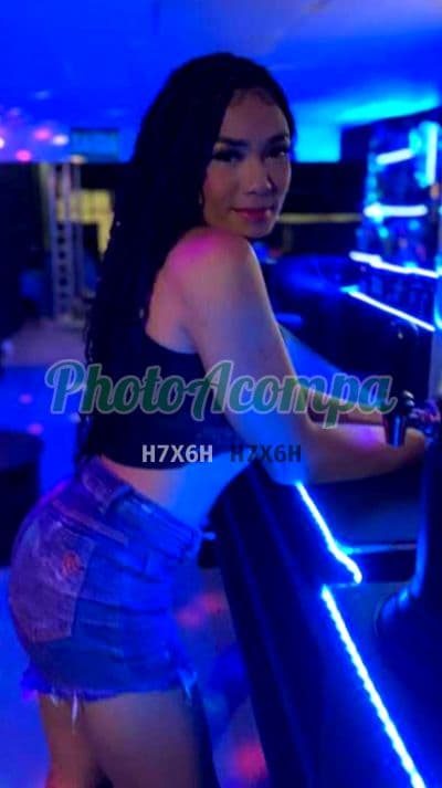 Foto 4: Travesti acompanhante em Seropédica — beijo grego, Becca